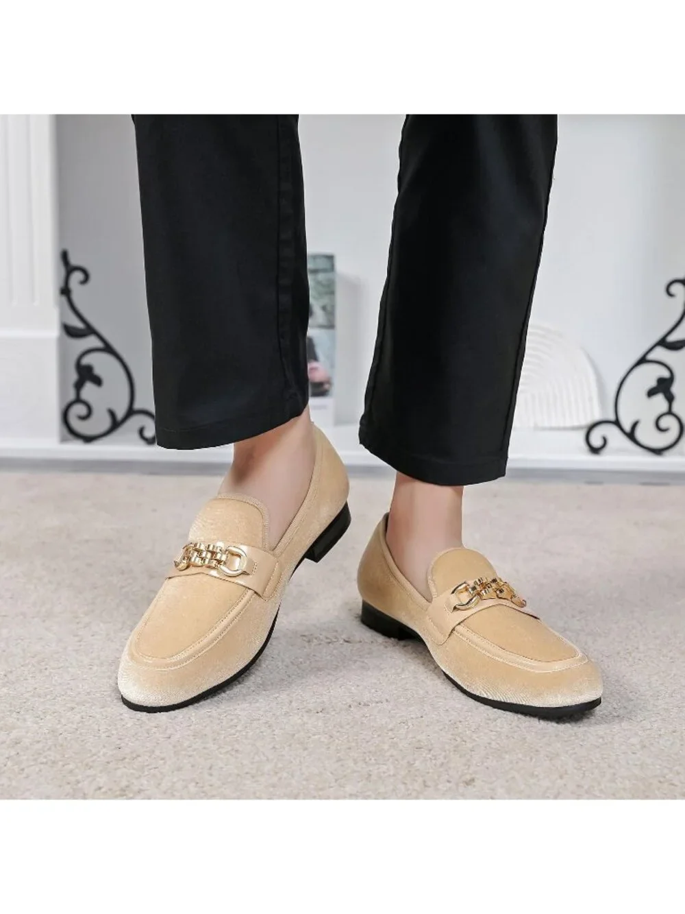 Men's Beige Velvet Gold Horse Bit Classic Loafers Slip On Casual Dress Shoes